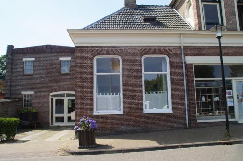 Bij De Kunstenaars in Ulrum