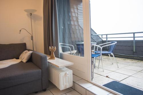 2 bedrooms, 4 beds