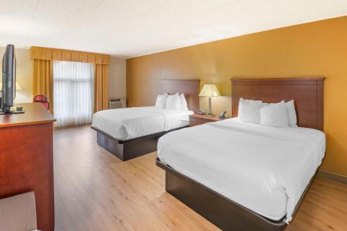 Best Western Plus Governor's Inn photo 2