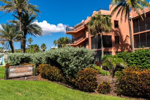 Coquina Moorings 206 in Bradenton Beach, USA
