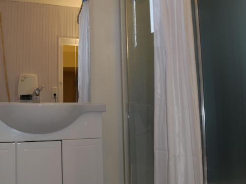 Gîte Montreuil-le-Henri 5 pièces 10 personnes - FR-1-410-184 - image 12