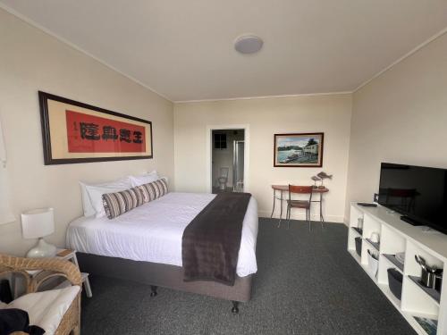 1 double bed