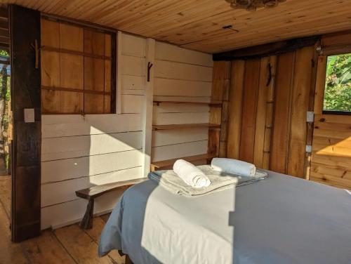 Habitacion Colibri, Pijao, Finca Flora del Rio in Pijao