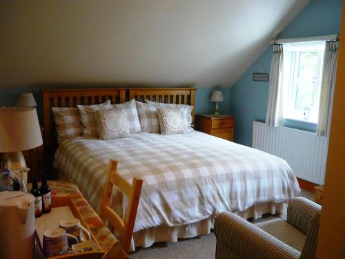 White Cottage Bed and Breakfast