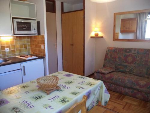 Studio Les Orres, 1 pièce, 4 personnes - FR-1-322-576