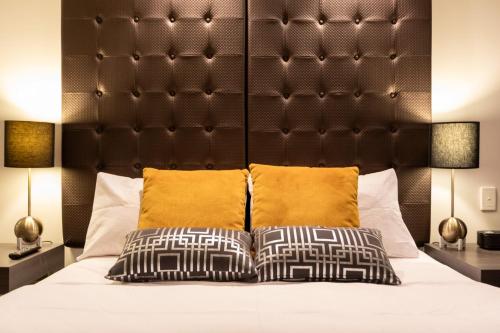 CBD Executive Apartment right by the Harbour - image 6