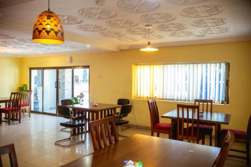 مطعم, Aklin Hotel in أسيليم داون