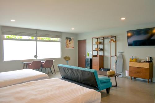 Le Divine Comedie Beach Resort thumbnail 3