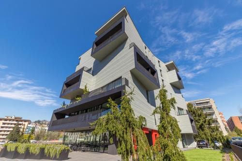 ICON H Lugano - Luxury Suites & Apartments - image 4