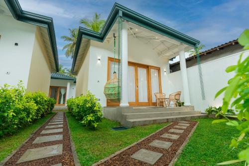 Deluxe Villa image 1