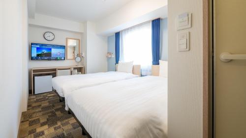 Toyoko Inn Yokohama-Eki Nishi-Guchi