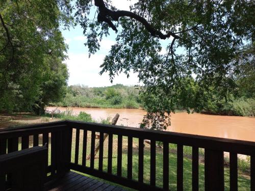 Hoedspruit River Lodge