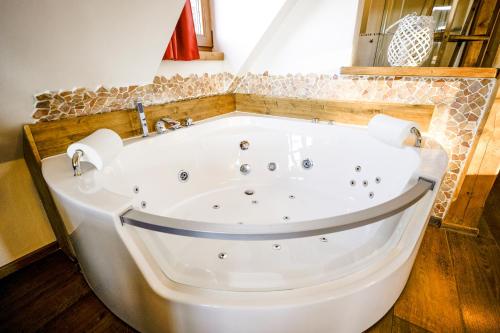 Hotel Leyla in Frymburk