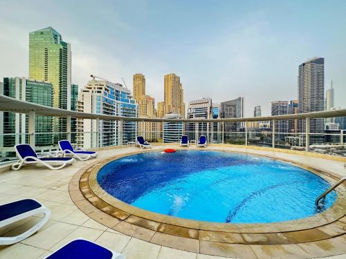 Unforgettable Canal & Sea View in Dubai Marina - image 9