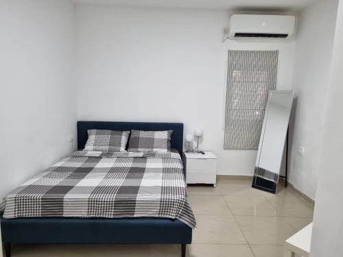 Luxury 3Rooms APT 5Min Walk Sea in Bat Jamas