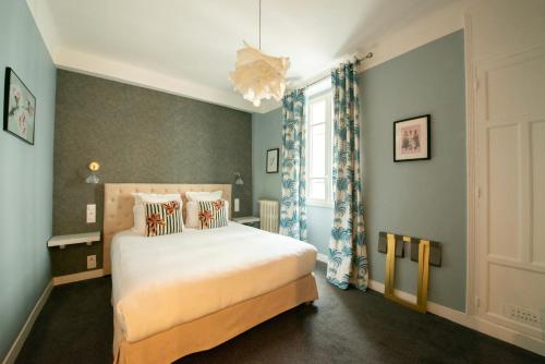 Hôtel Des Batignolles - image 11