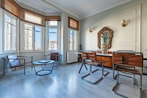 Cosy Historical Apartment