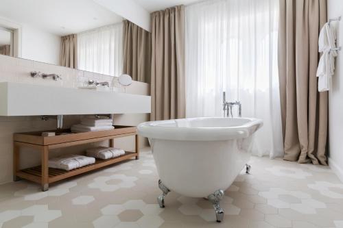 Heritage Hotel FERMAI MGallery Split