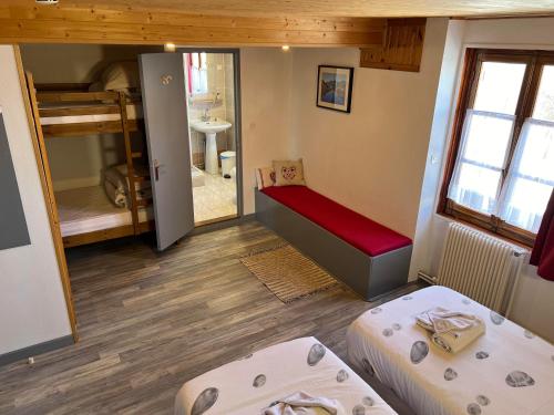 Quadruple Room (4 Adults)