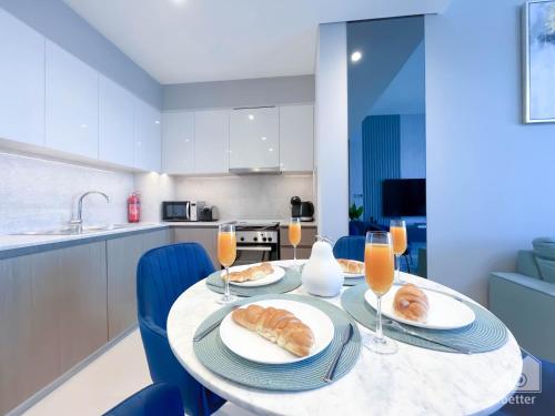 Luxury Burj Royale with Balcony & View Downtown - image 8