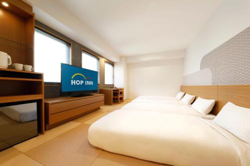 Japanese-Style Quadruple Room