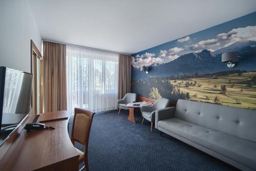 Zespół Tatry - Hotel Tatry i Budynek Turystyczny - image 12