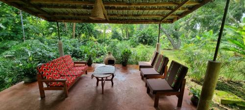 balkon/terasa, Mutolere Coffee Pot Guest Houses in Kisoro