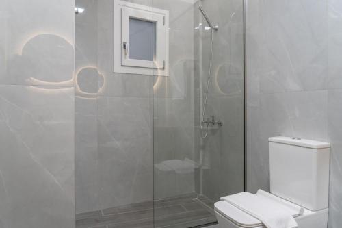 Three-Bedroom Apartment image 10