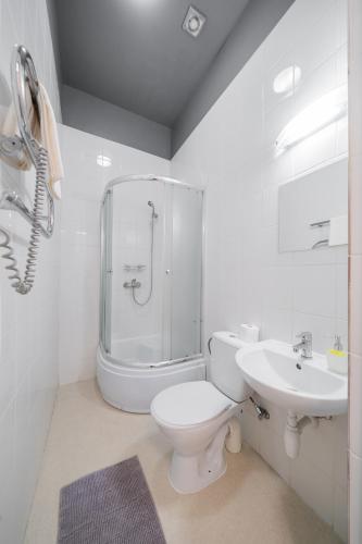 Halės Self Check-in Guest House - Lollo Stay Room Type - Twin Room with Private Bathroom