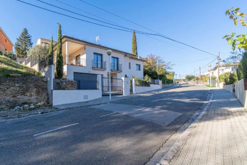 Jouvacations Villa Domenec - Accommodation - Figueres