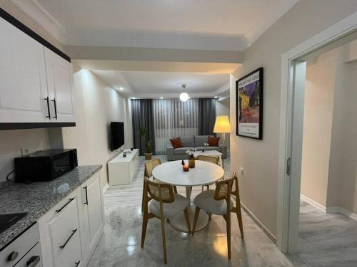 Cozy 3BR/w Lift Near Sisli Metro