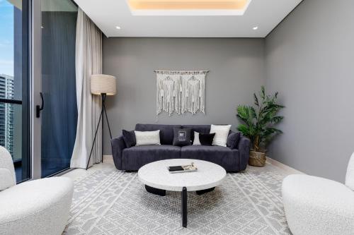 Maison Privee - Classy Urban Retreat with Amazing Dubai Canal Views, Dubaï (photo 2)