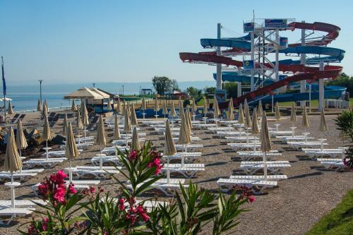 strand, Hotel Mirta - San Simon Resort in Jagodje