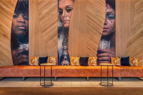 Courtyard by Marriott Cologne - image 4