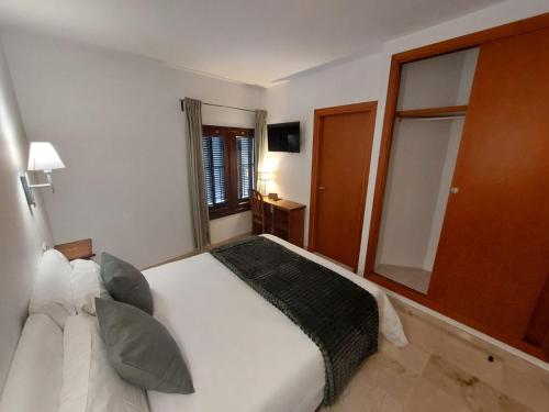 Hotel Can Guixa - image 10
