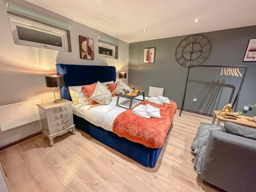 Stunning Studio Garden House - Free Wifi & Parking gîte à louer Royal Air Force Museum