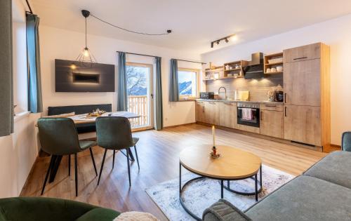 Kitchen, Appartements Uribi mit eigener Sauna by Schladmingurlaub in Schladming