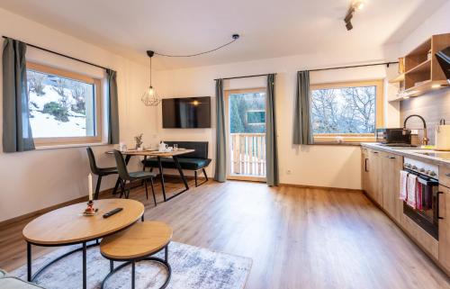 Kitchen, Appartements Uribi mit eigener Sauna by Schladmingurlaub in Schladming