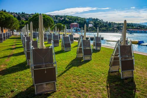 บริการและสิ่งอำนวยความสะดวก, โรงแรมวิเล พาร์ค (Hotel Vile Park) in พอร์โทรอส