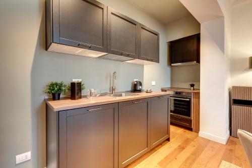 La Badessa Apartment by Mamo Florence