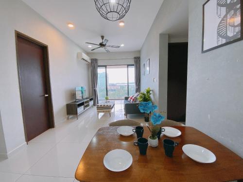 Facilities, Seafront Country Garden Danga Bay by Lions Bay in Danga Bay