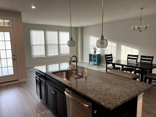 3 Bedroom Luxury Condo near NASA in Lanham, USA