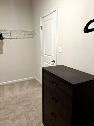 3 Bedroom Luxury Condo near NASA in Lanham, USA