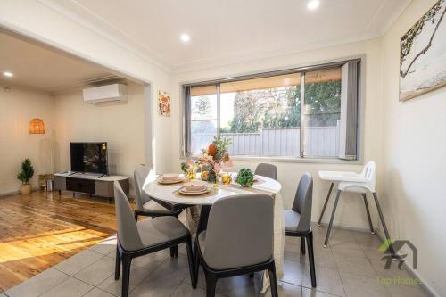 Vivid House in Baulkham Hills