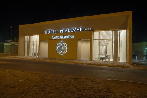 Oasis Praiamar, Maio