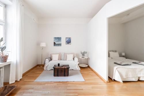 Cozy, spacious and calm apartment - top location, Helsinki
