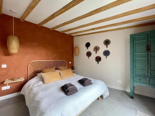 La Maison Rose by Melrose