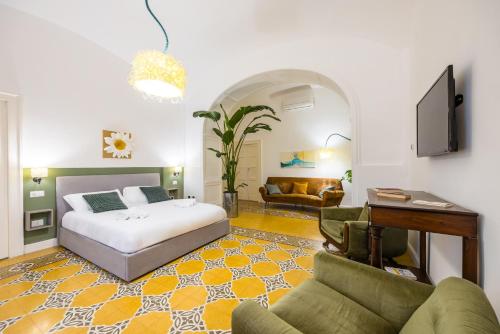 Kea Home, entire house in the heart of Naples, Неаполь