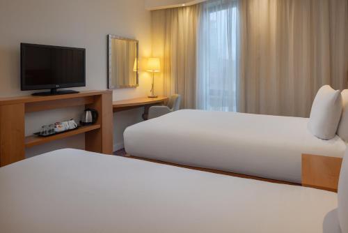 Hampton by Hilton London Waterloo - image 4
