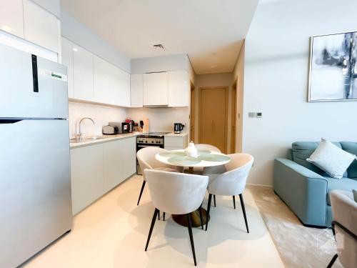 Luxury Burj Royale with Balcony & View Downtown - image 7